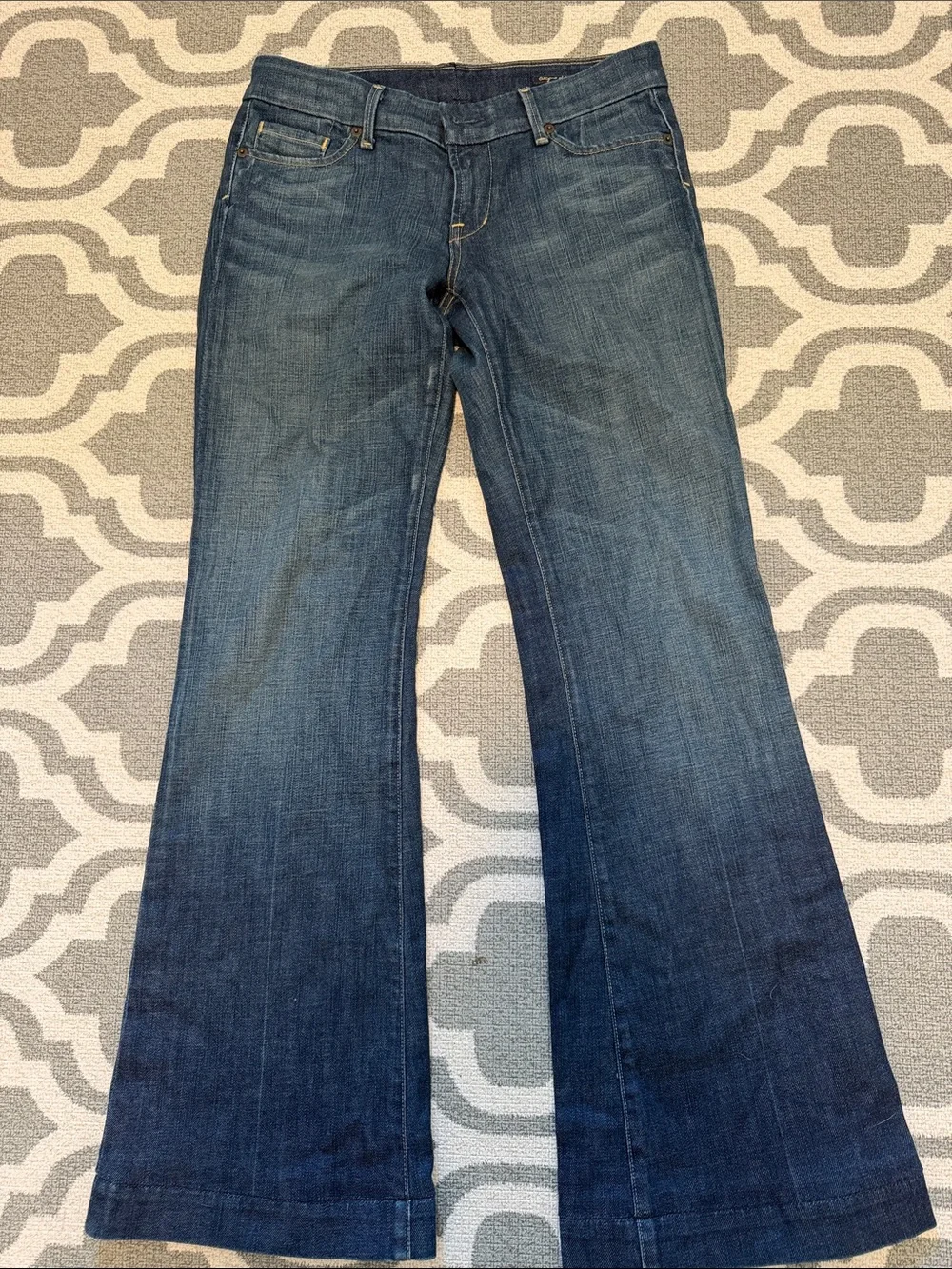 Citizens of Humanity Faye #003 low waist full leg stretch flare denim 31” inseam